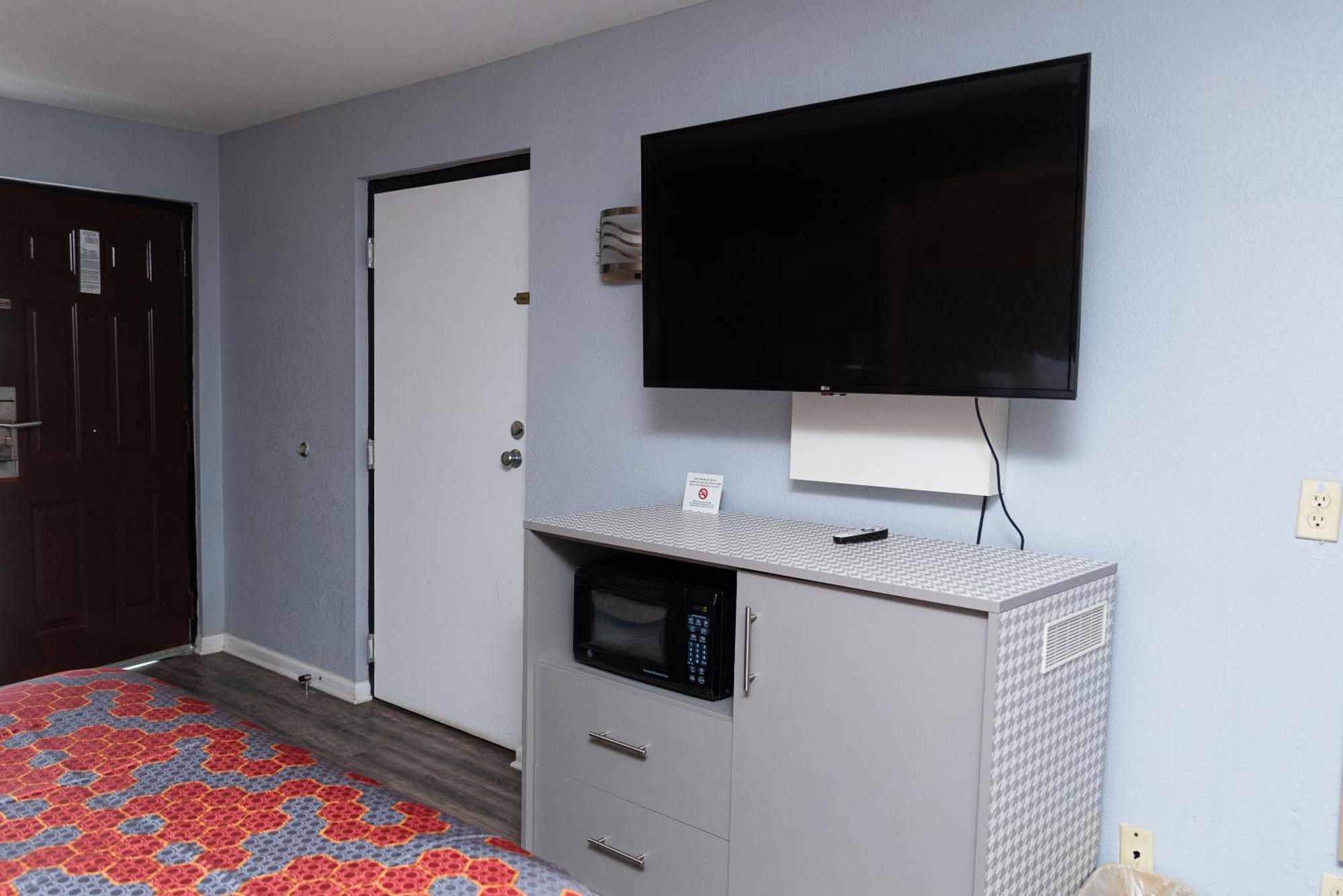 Columbus Inn And Suites Eksteriør bilde