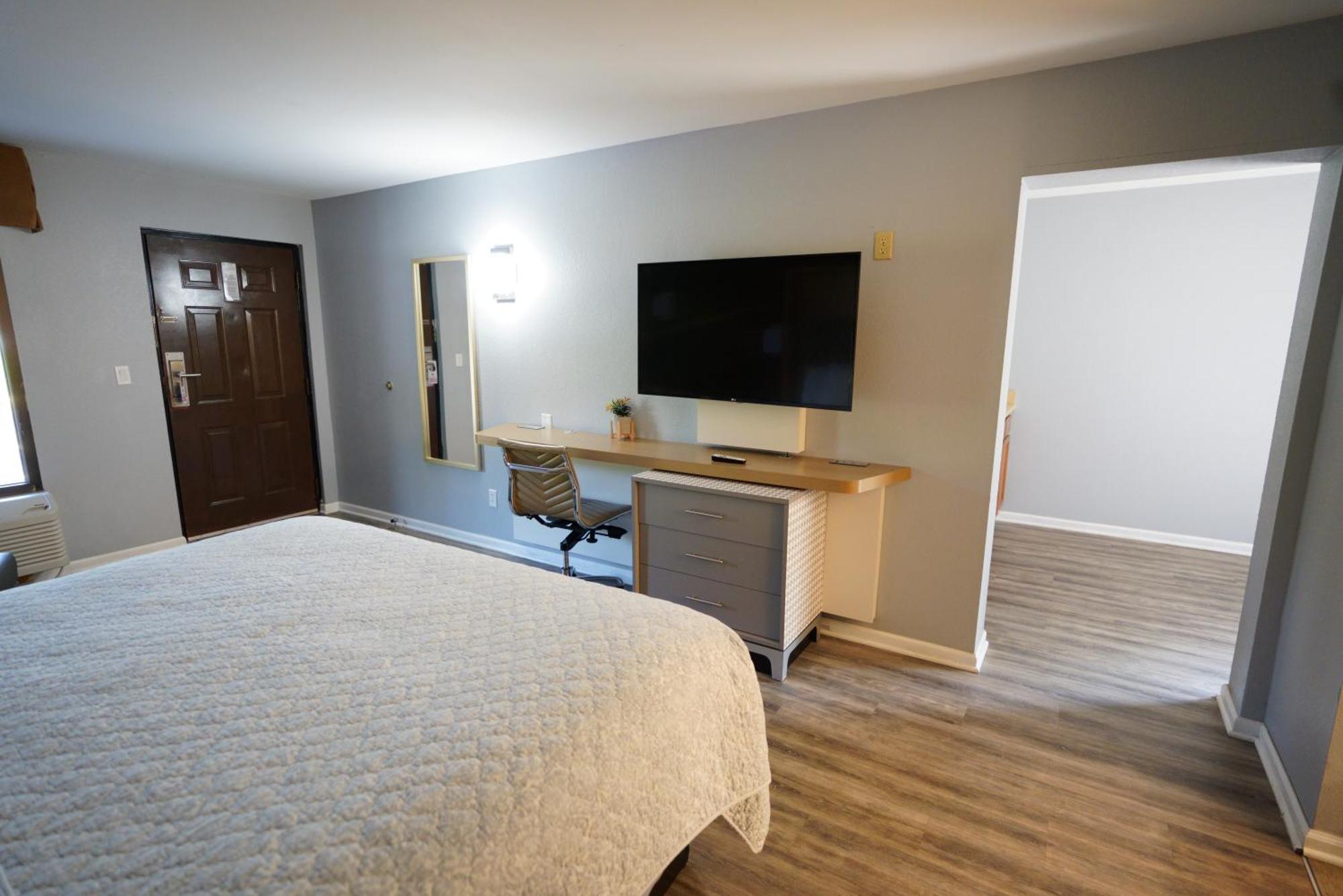 Columbus Inn And Suites Eksteriør bilde